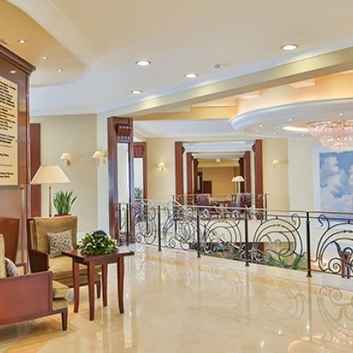*Отель "MIstral Hotel & SPA" / "Мистраль Hotel & SPA"